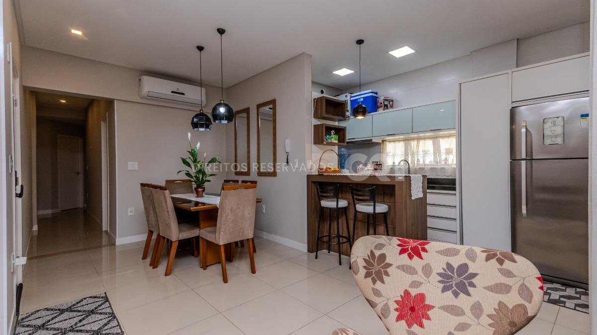 Apartamento com 3 suítes no Cartagena Residence em Meia Praia, Itapema