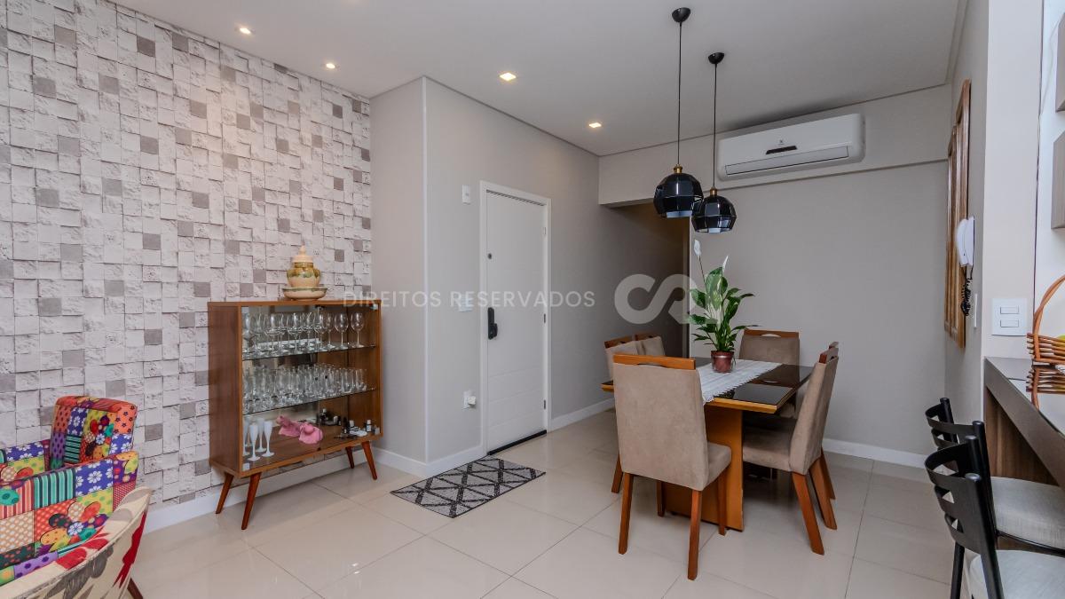 Apartamento com 3 suítes no Cartagena Residence em Meia Praia, Itapema