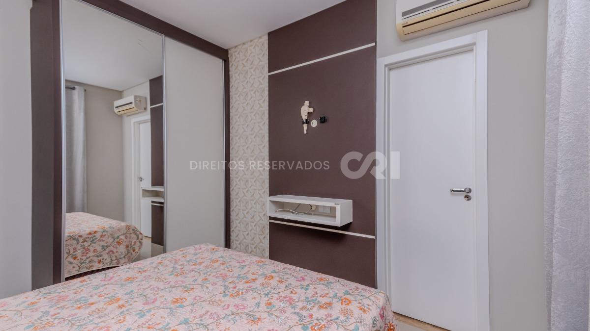 Apartamento com 3 suítes no Cartagena Residence em Meia Praia, Itapema