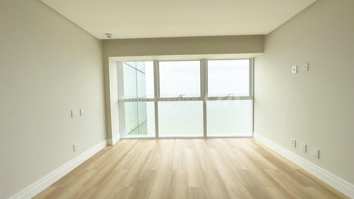 Apartamento com 4 suítes no edifício One Tower, na Barra Sul de Balneário Camboriú