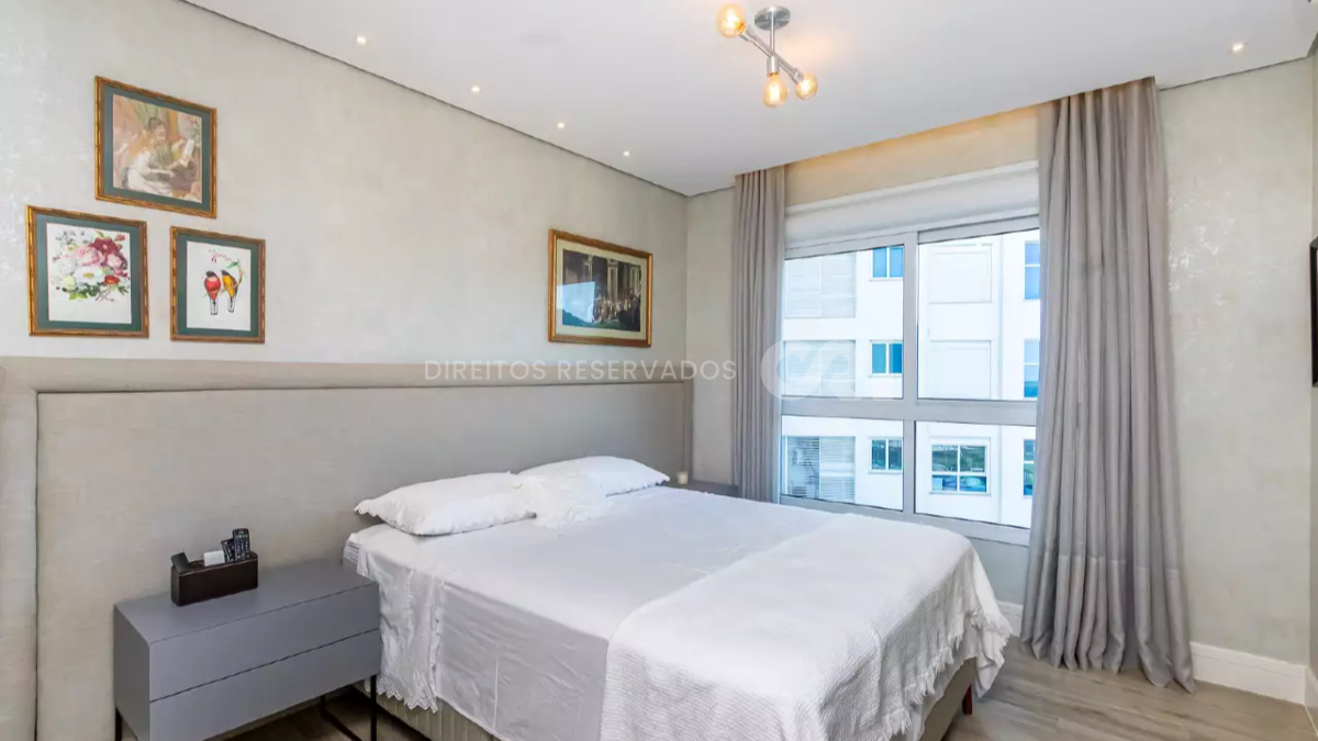 Apartamento 207m² com 4 suítes no Brava Home Resort na Praia Brava em Itajaí 