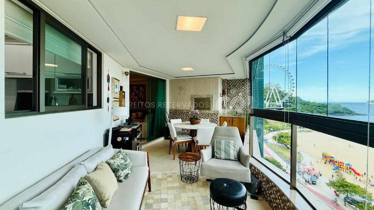 Apartamento Frente Mar com 3 Suítes no Edifício Arc de Triomphe no Pioneiros em Balneário Camboriú