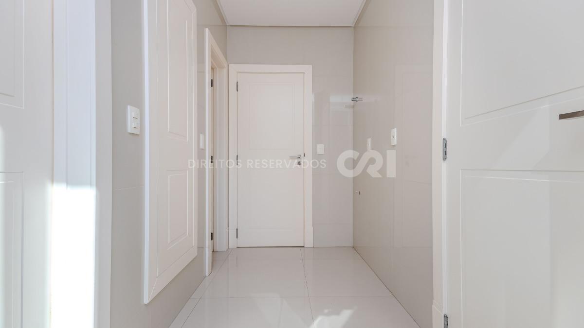 Apartamento com 3 suítes no Edifício Le Park na Avenida Brasil em Balneário Camboriú