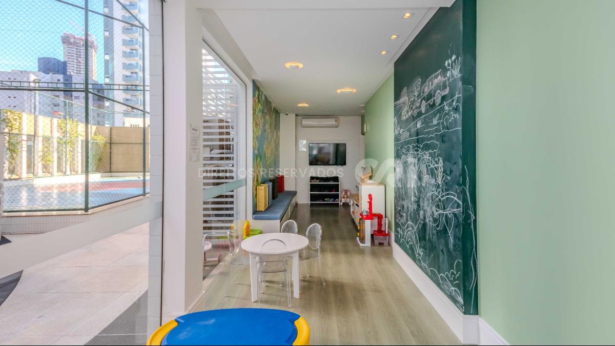 Apartamento com 3 suítes no Edifício Le Park na Avenida Brasil em Balneário Camboriú