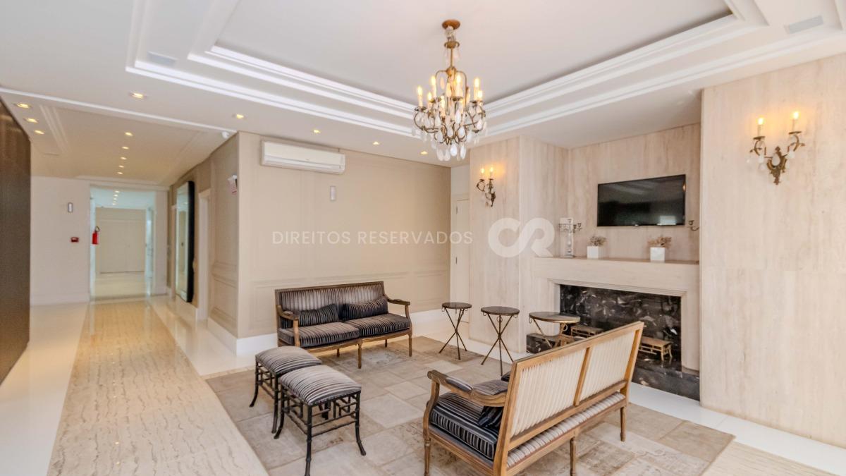 Apartamento com 3 suítes no Edifício Le Park na Avenida Brasil em Balneário Camboriú