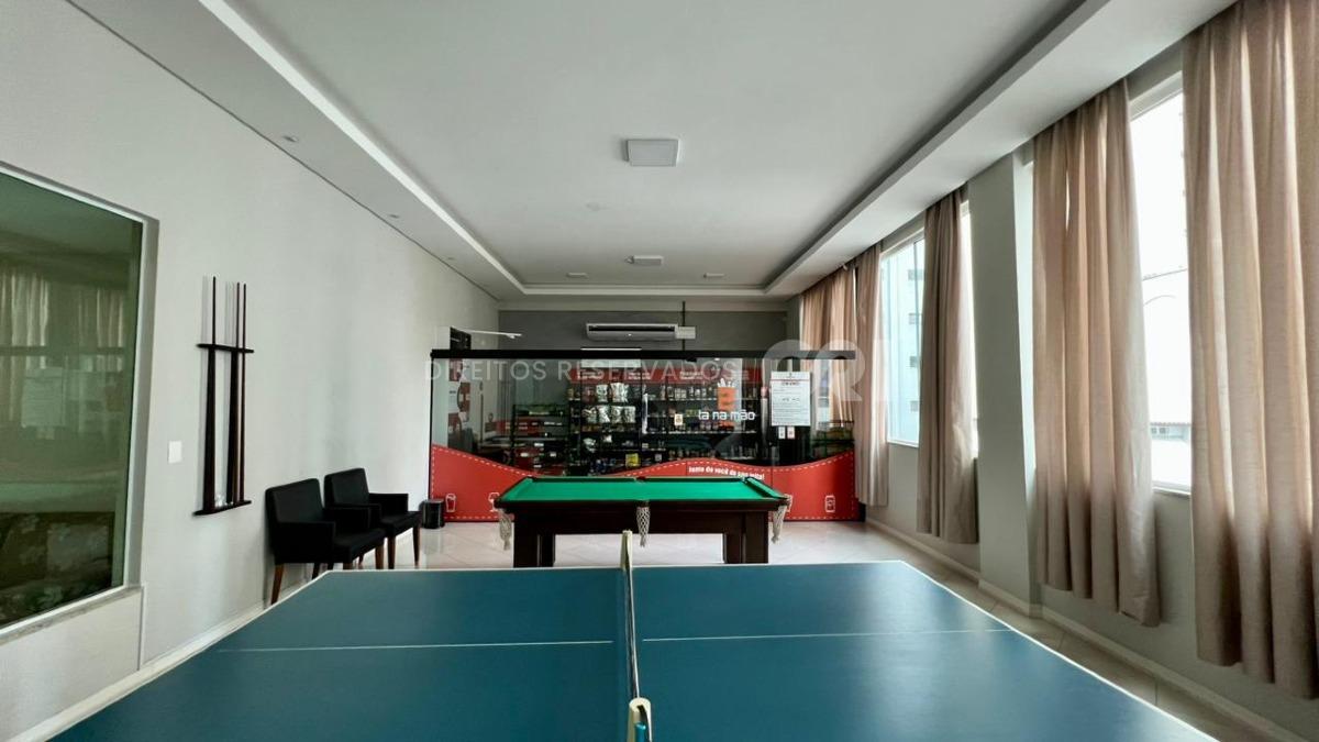 Apartamento com 3 suítes no Residencial Villa do Mar na Meia Praia em Itapema