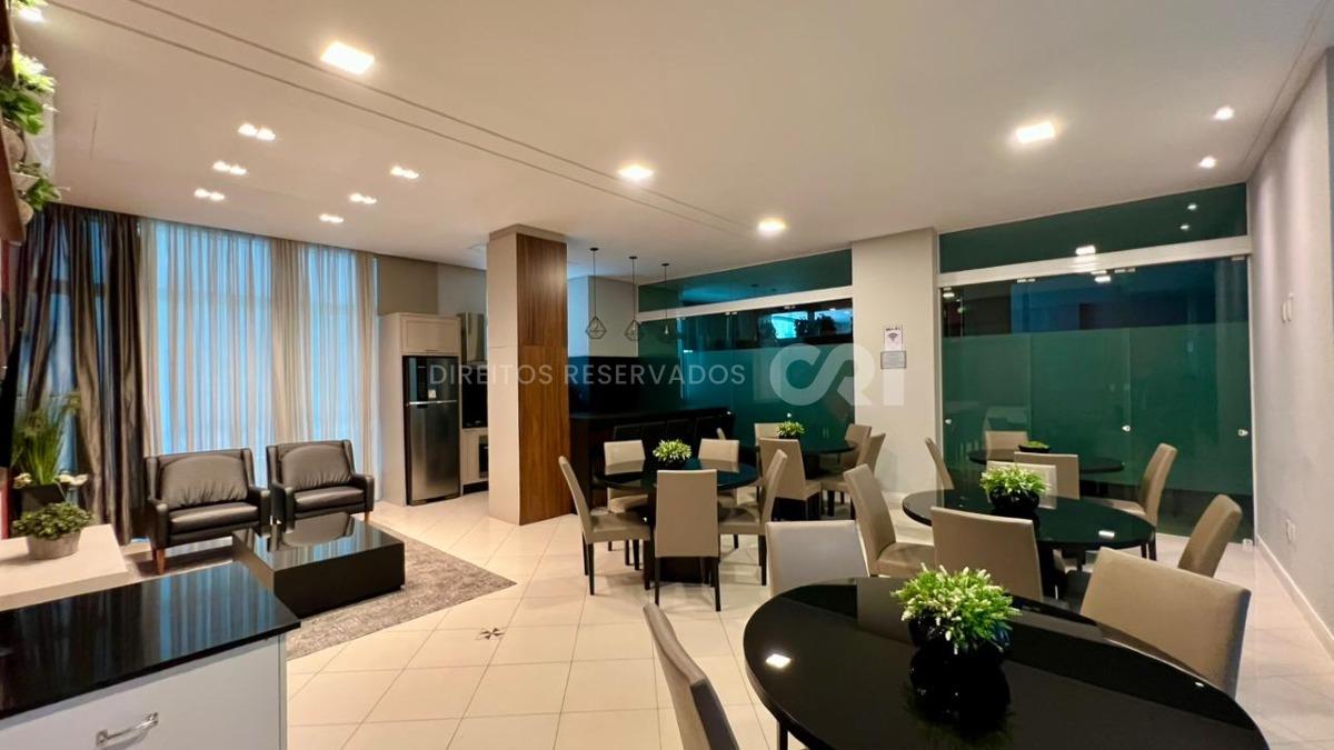 Apartamento com 3 suítes no Residencial Villa do Mar na Meia Praia em Itapema