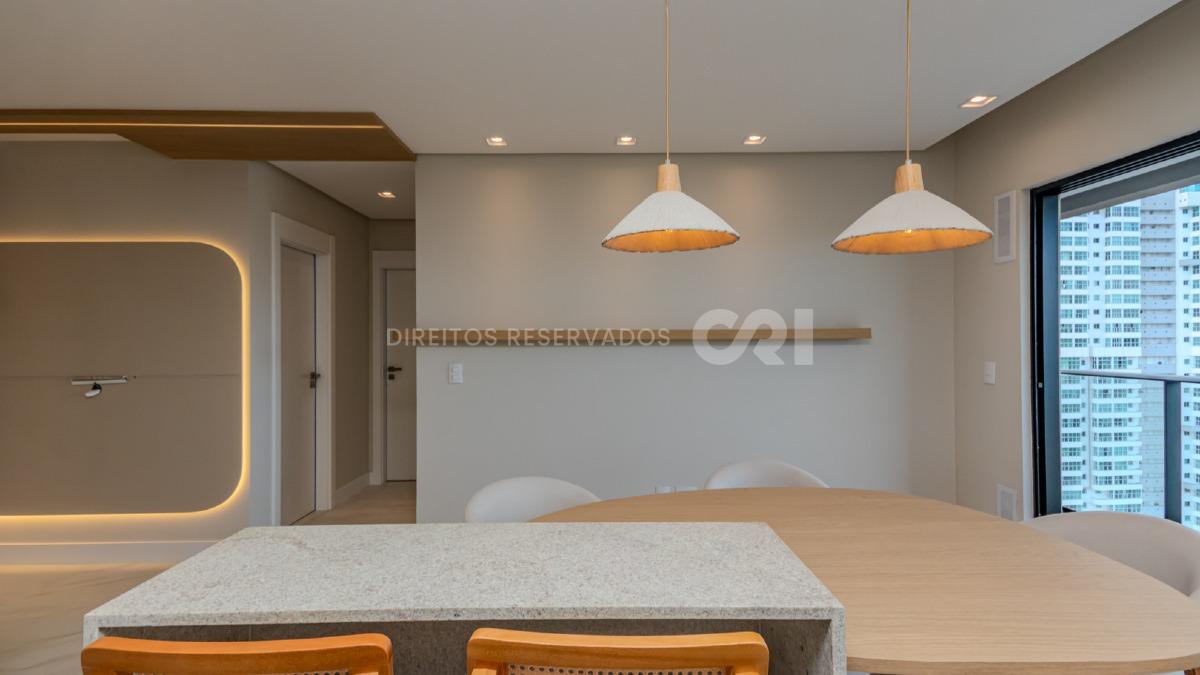 Apartamento com 2 suítes no Sky Brava na Praia Brava em Itajaí