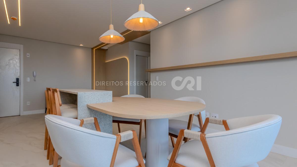 Apartamento com 2 suítes no Sky Brava na Praia Brava em Itajaí