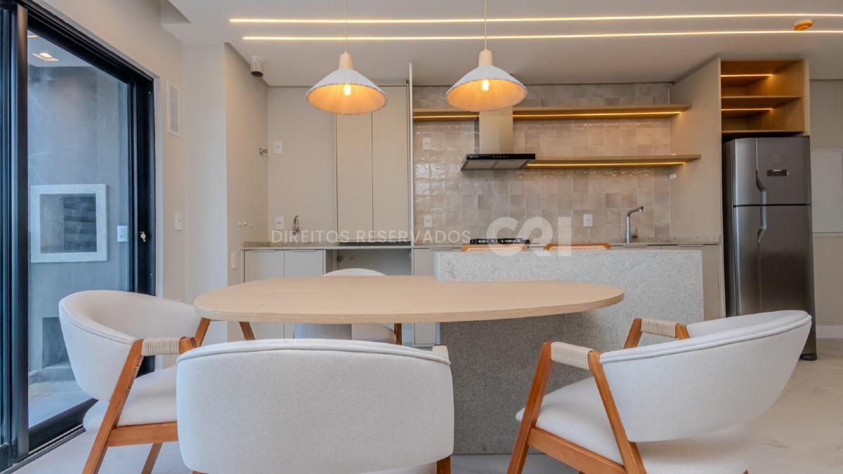 Apartamento com 2 suítes no Sky Brava na Praia Brava em Itajaí