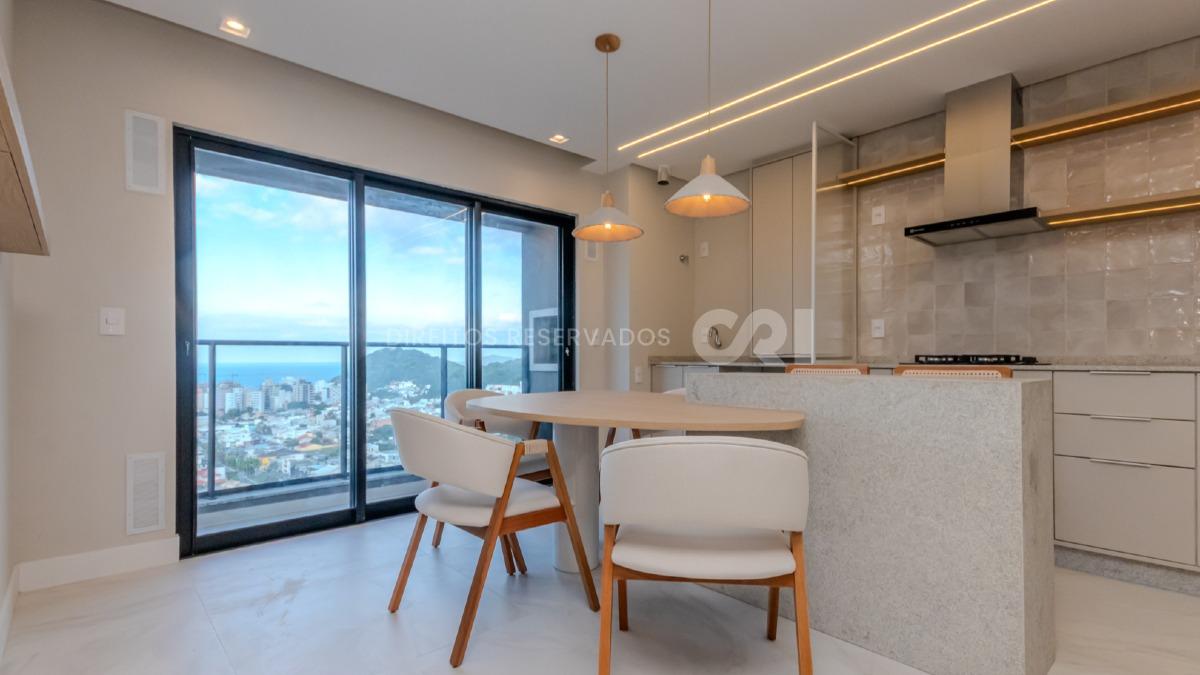 Apartamento com 2 suítes no Sky Brava na Praia Brava em Itajaí