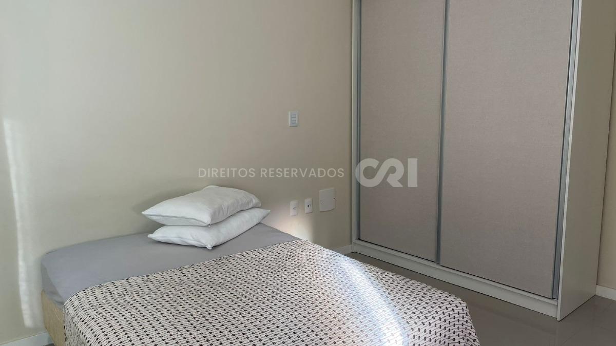 Apartamento com 3 suítes no Edifício Mar de Beaufort 