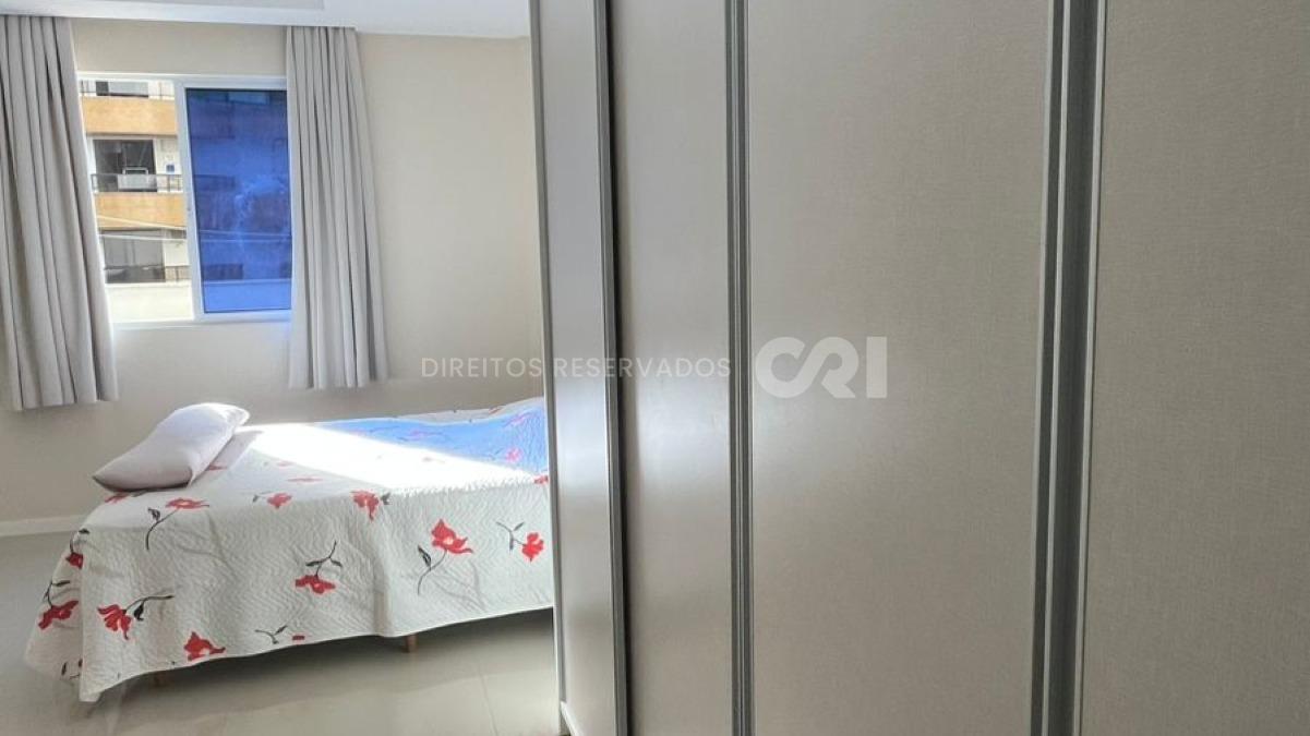 Apartamento com 3 suítes no Edifício Mar de Beaufort 