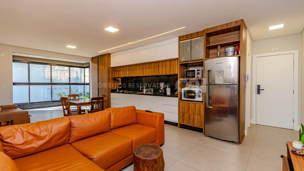 Apartamento com 2 suítes no Edifício Aquamarine Residence na Praia Brava em Itajaí