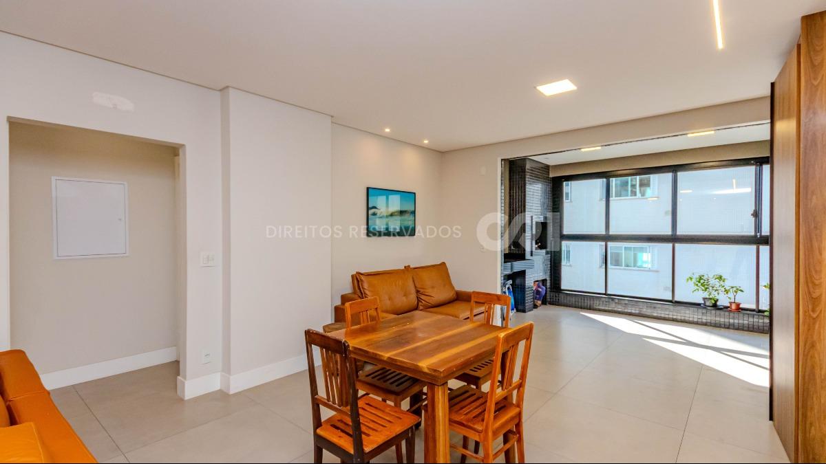Apartamento com 2 suítes no Edifício Aquamarine Residence na Praia Brava em Itajaí