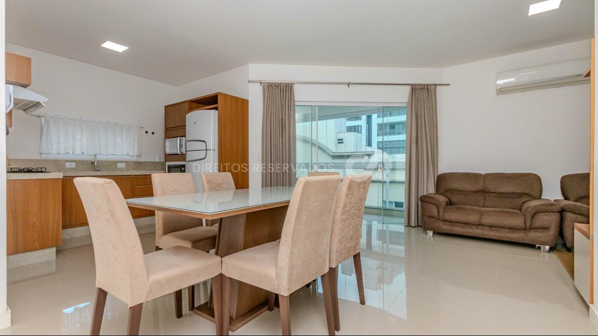 Apartamento com 3 quartos  no Edifício SC Marine na Meia Praia em Itapema