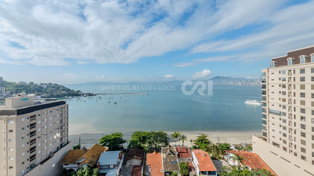 Apartamento com 4 suítes no Edifício Magnólia no Canto da Praia em Itapema