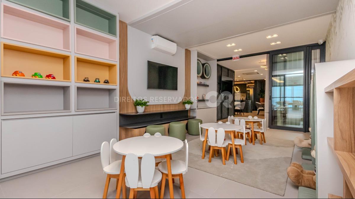 Apartamento com 3 suítes no Edifício Grand Mirage no Centro em Itapema