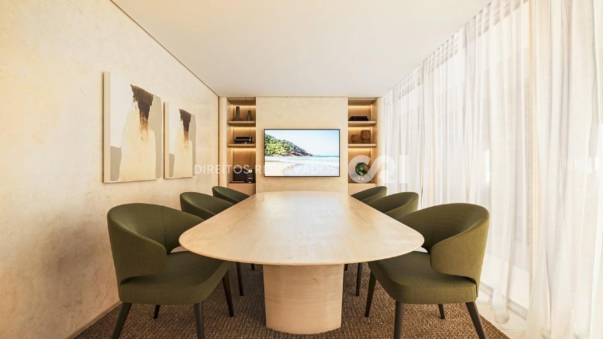 Apartamento com 4 Suítes no Scenarium na Praia Brava em Itajaí
