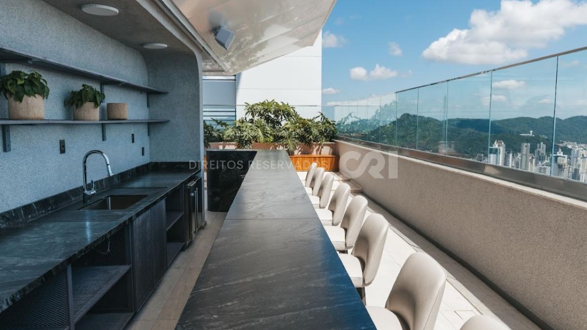 Apartamento com 4 suítes no Edifício Vitra by Pininfarina Centro em Balneário Camboriú