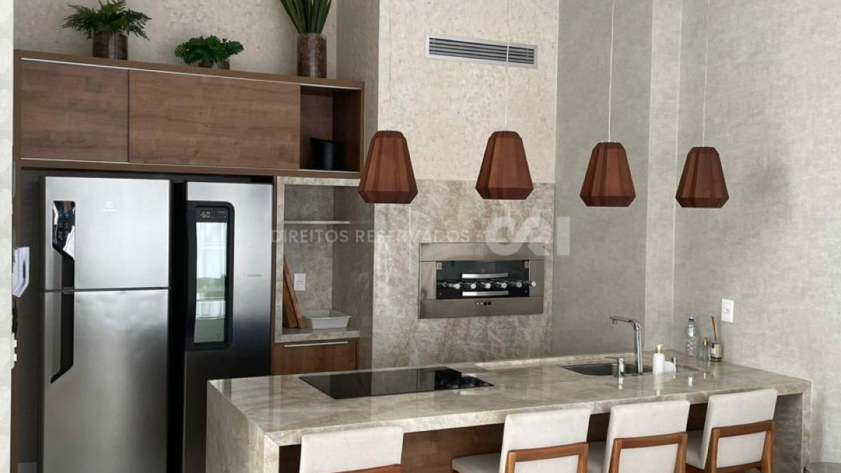 Apartamento com 2 quartos no Vila das Aroeiras na Meia Praia em Itapema
