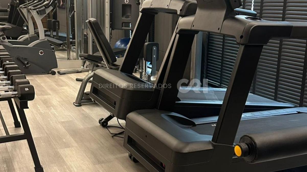 Apartamento com 3 suítes no Edifício Le Voyage na Meia Praia em Itapema