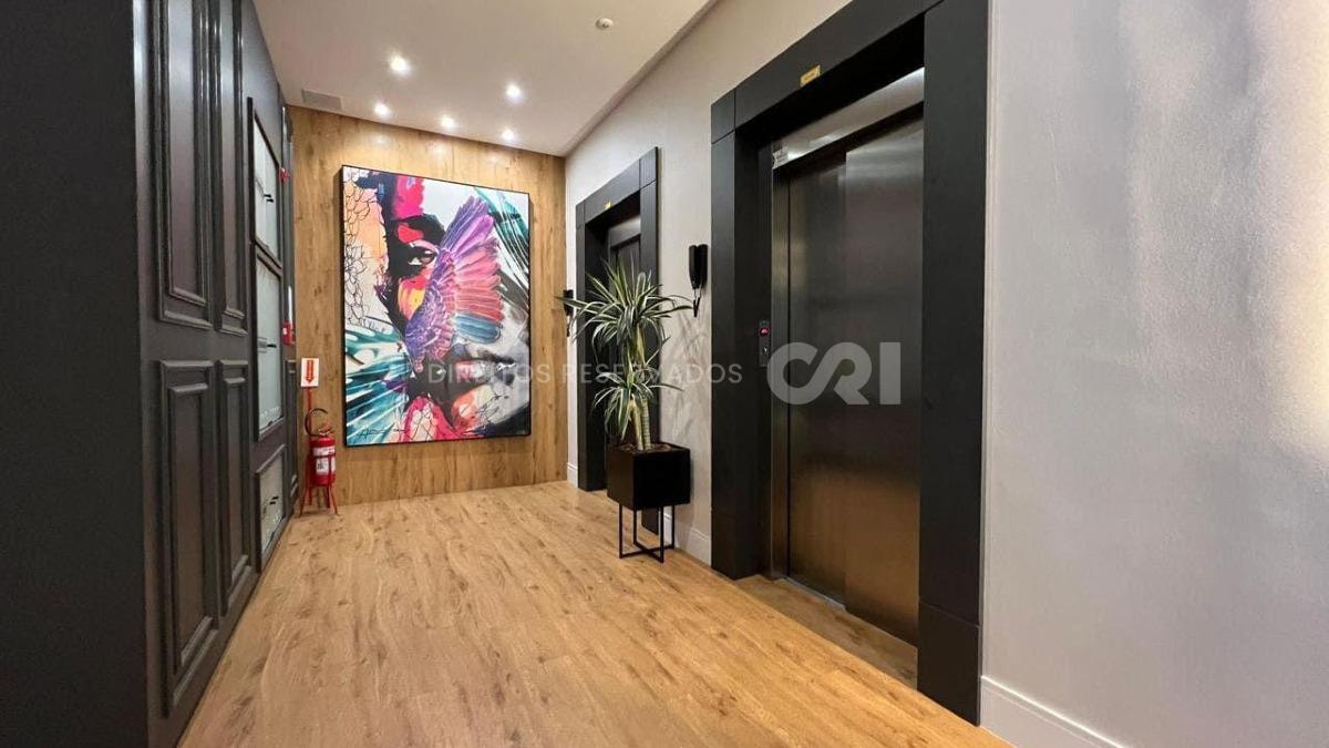 Apartamento com 3 suítes no Edifício Ville de Lyon na Meia Praia em Itapema