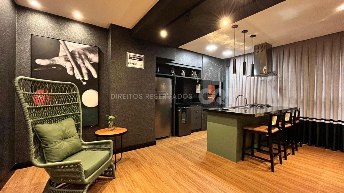Apartamento com 3 suítes no Edifício Ville de Lyon na Meia Praia, Itapema