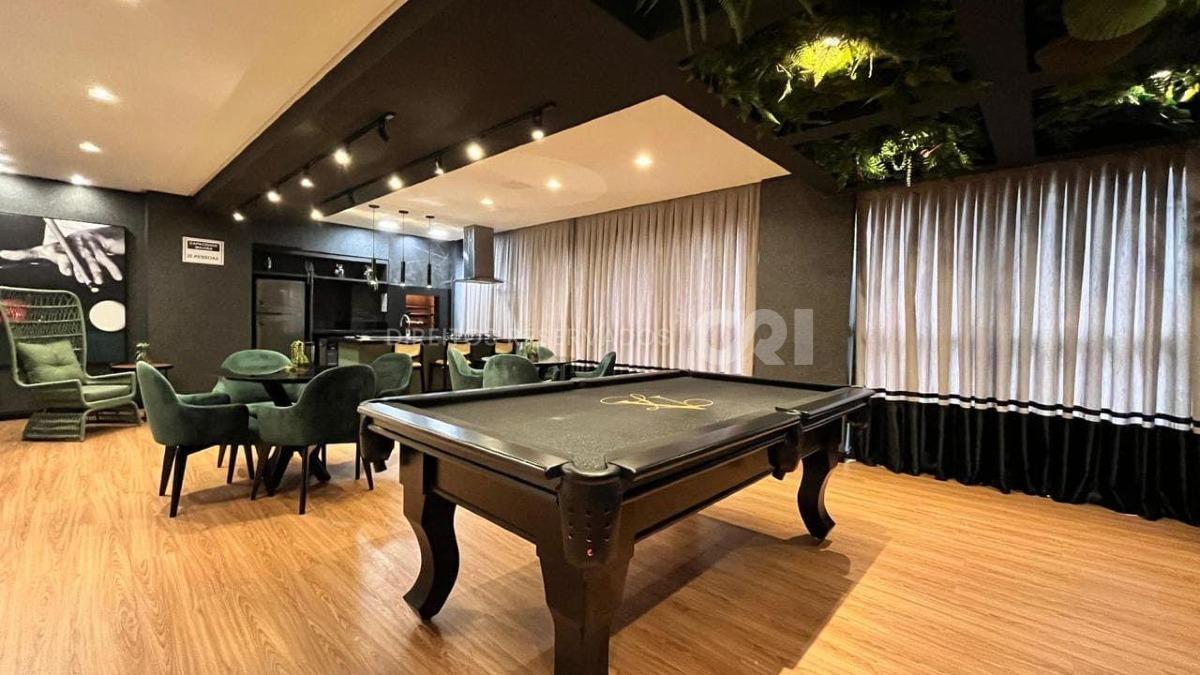Apartamento com 3 suítes no Edifício Ville de Lyon na Meia Praia, Itapema