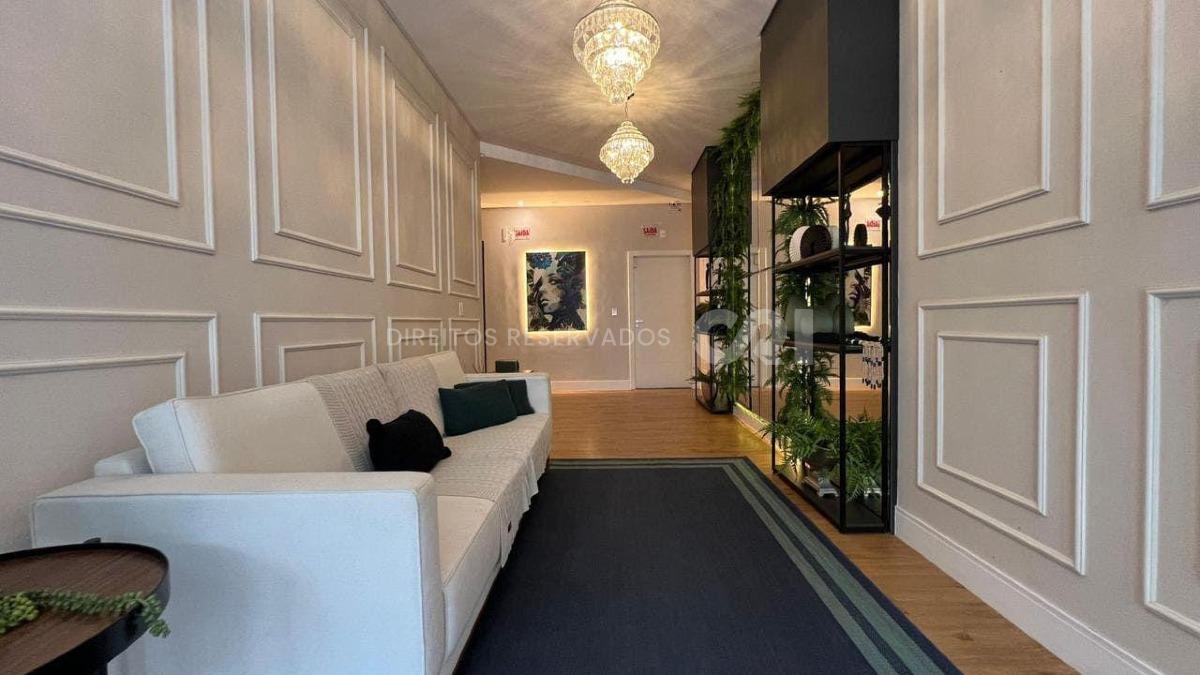 Apartamento com 3 suítes no Edifício Ville de Lyon na Meia Praia, Itapema