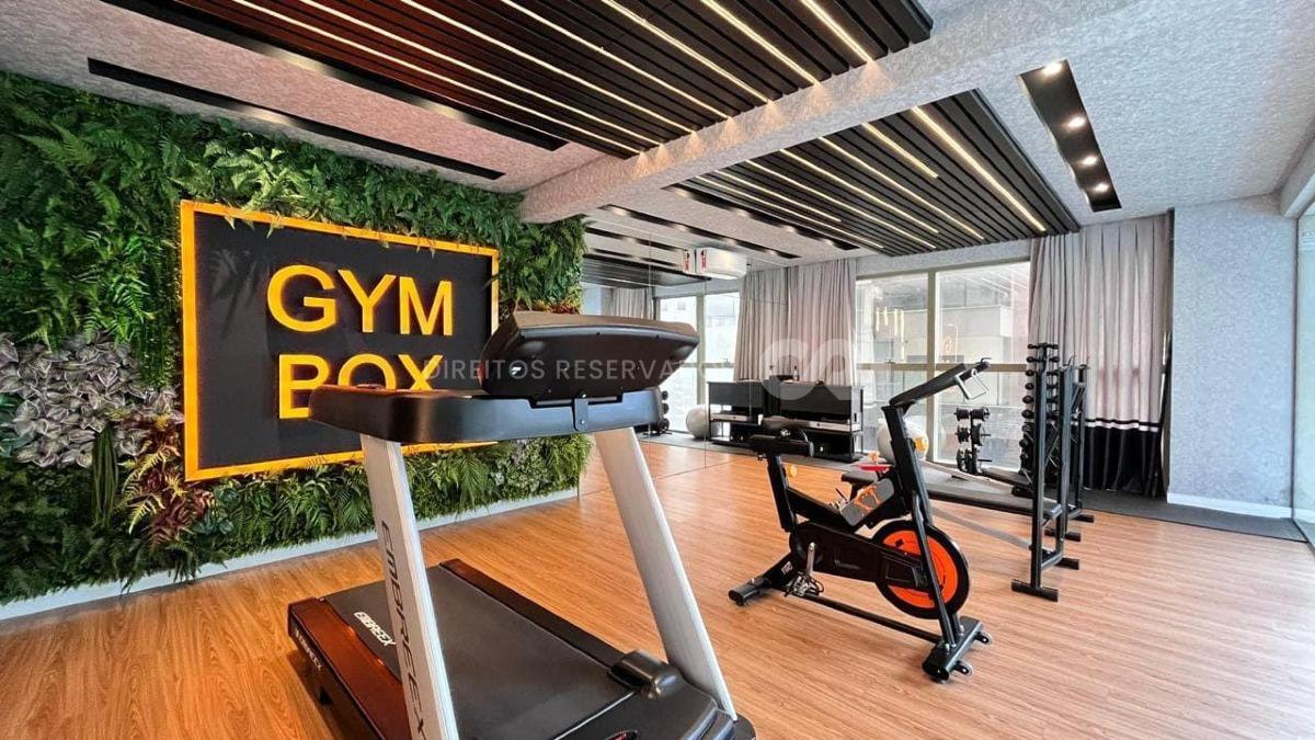 Apartamento com 3 suítes no Edifício Ville de Lyon na Meia Praia, Itapema