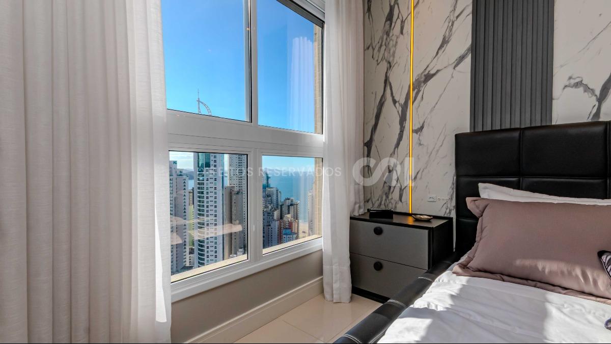 Cobertura duplex com 3 suítes no Hamptons Village no Centro de Balneário Camboriú
