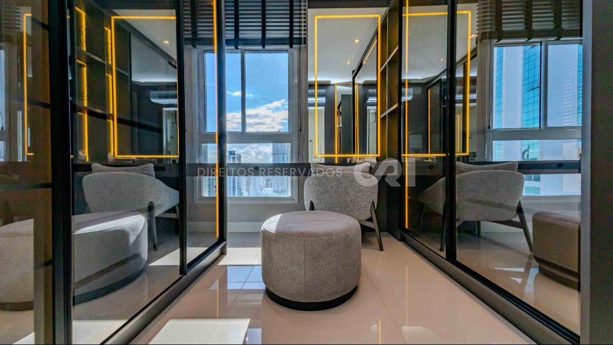 Cobertura duplex com 3 suítes no Hamptons Village no Centro de Balneário Camboriú