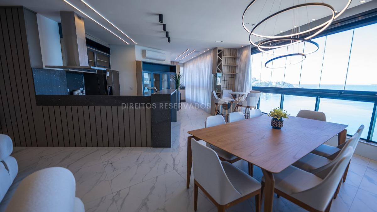Apartamento com 4 suítes no Infinity Residence Club em Morretes Itapema