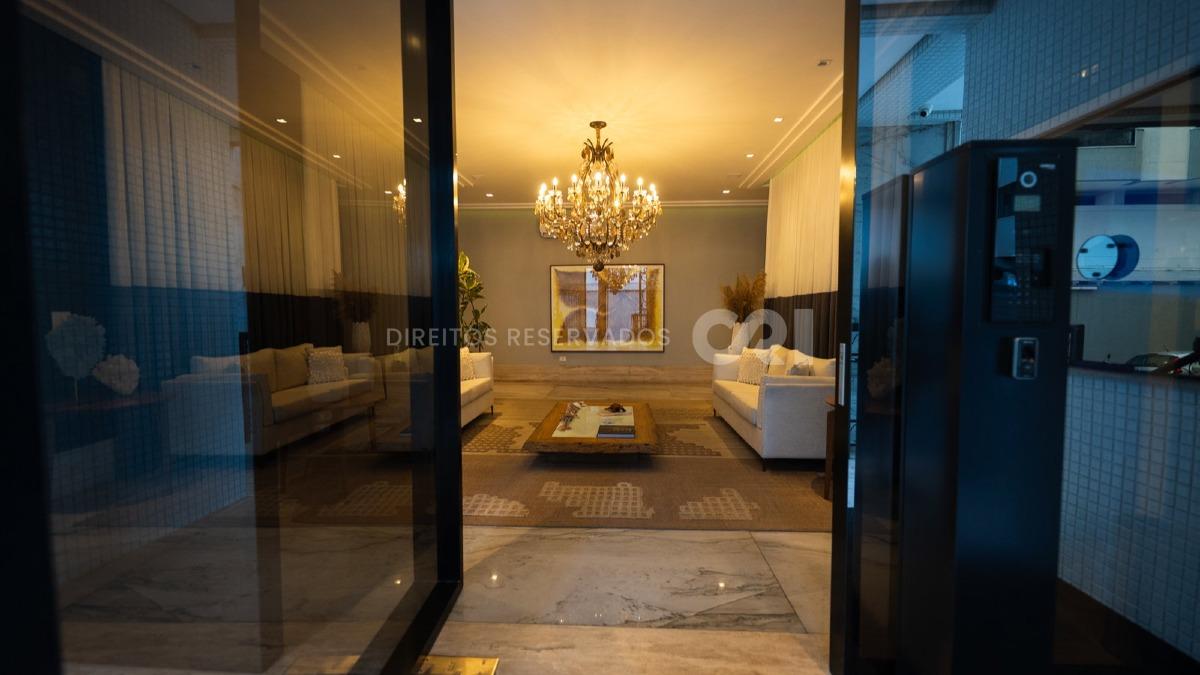 Apartamento com 4 suítes no Infinity Residence Club em Morretes Itapema