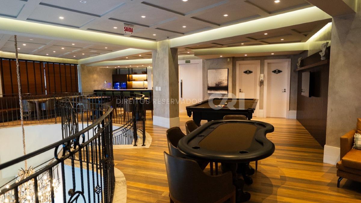 Apartamento com 4 suítes no Infinity Residence Club em Morretes Itapema