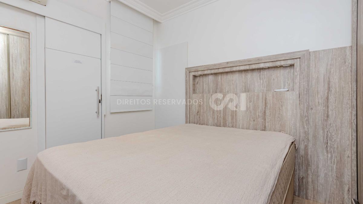 Cobertura no Residencial Dona Elenir com 3 quartos no Centro de Balneário Camboriú