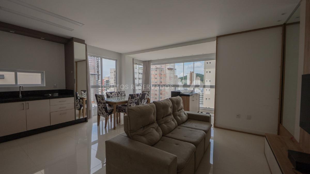 Apartamento com 3 suítes no Edifício Villa Guilhermina no Centro de Itapema
