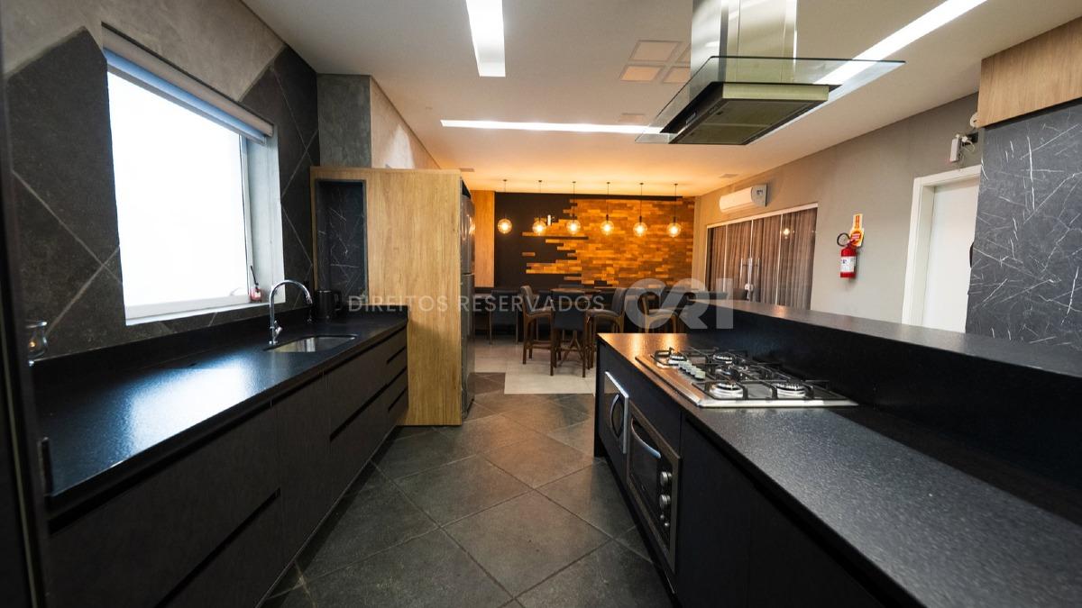 Apartamento com 3 suítes no Edifício Villa Guilhermina no Centro de Itapema