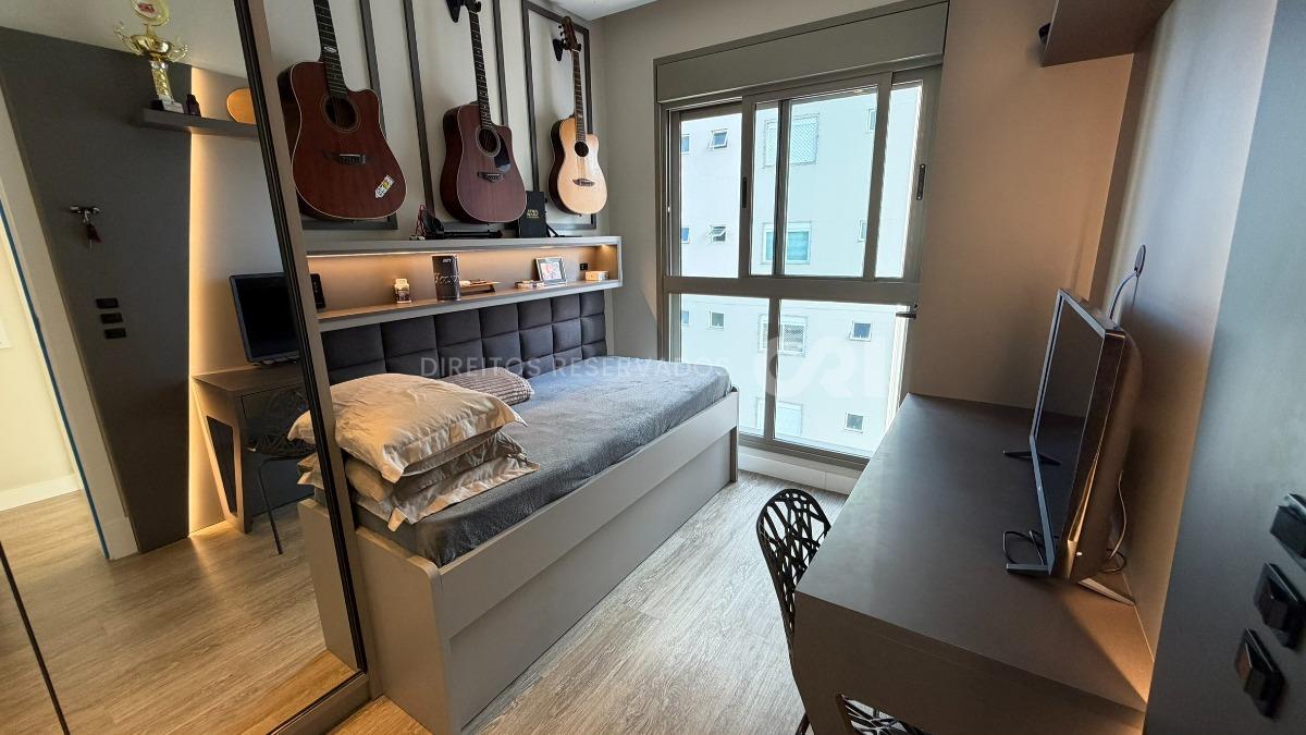 Apartamento com 3 quartos no edifício Classic no bairro Fazenda em Itajaí