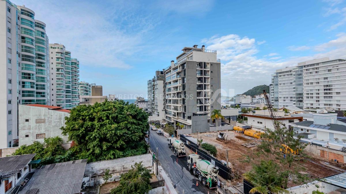 Apartamento com 3 quartos no Brava Vita na Praia Brava em Itajaí