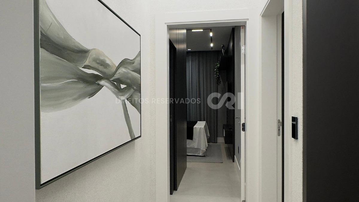 Apartamento com 3 suítes no Nizuc Residence na Meia Praia em Itapema