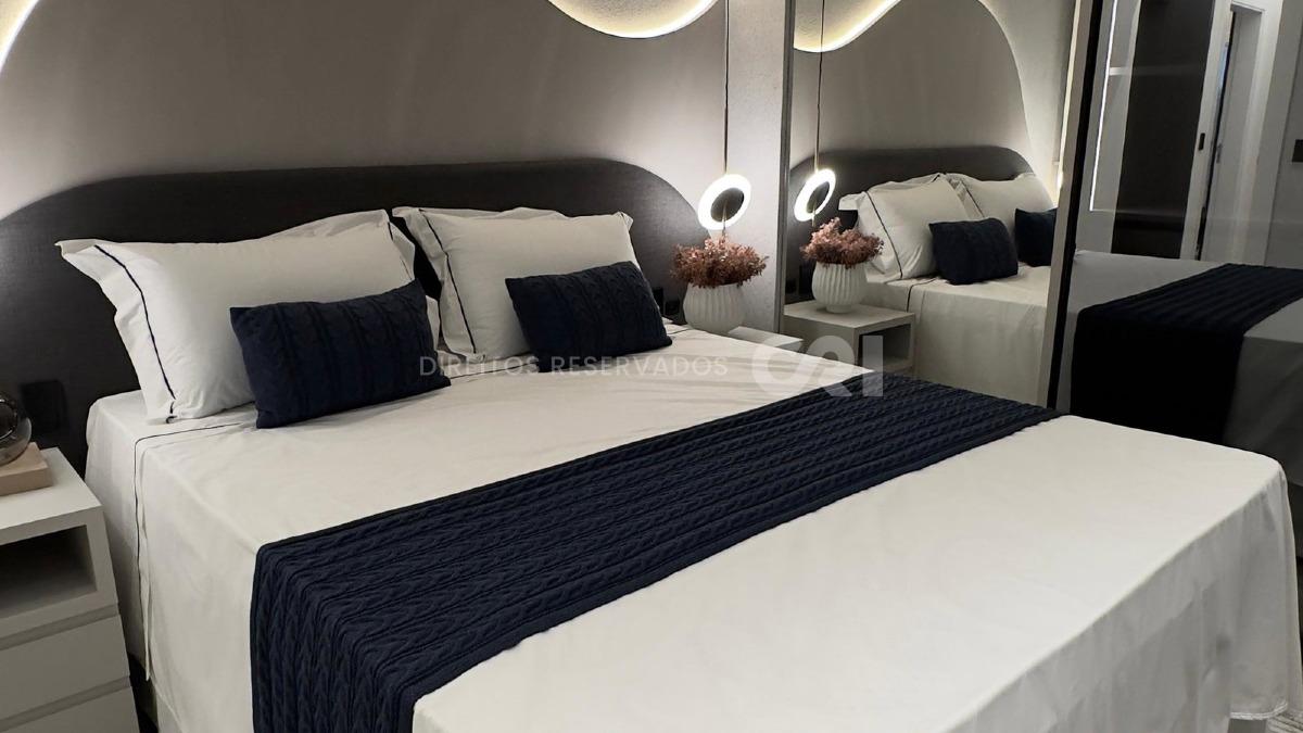 Apartamento com 3 suítes no Nizuc Residence na Meia Praia em Itapema