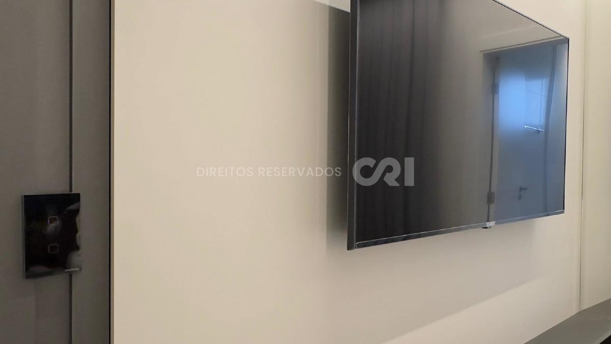 Apartamento com 3 suítes no Nizuc Residence na Meia Praia em Itapema