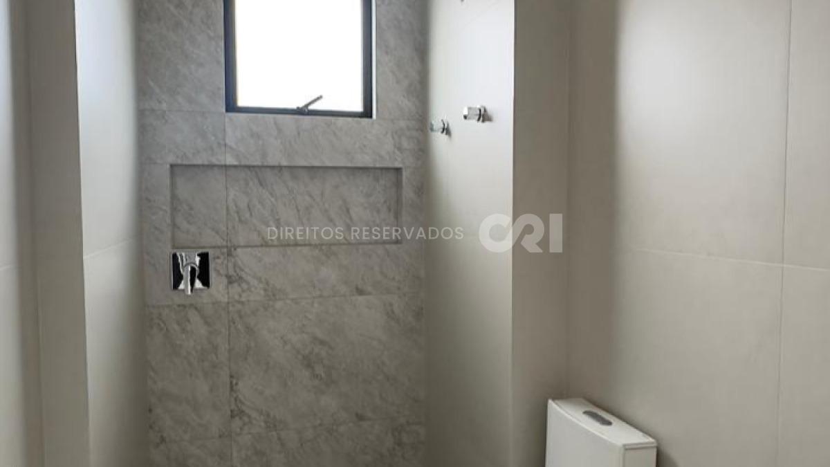 Apartamento com 3 suítes no Vancouver Residence na Meia Praia em Itapema