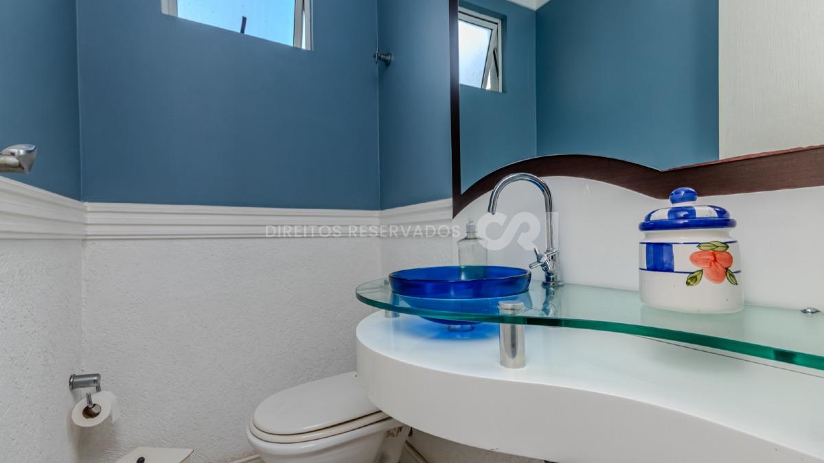 Apartamento com 2 suítes no Villaggio Di Roma no Centro de Balneário Camboriú