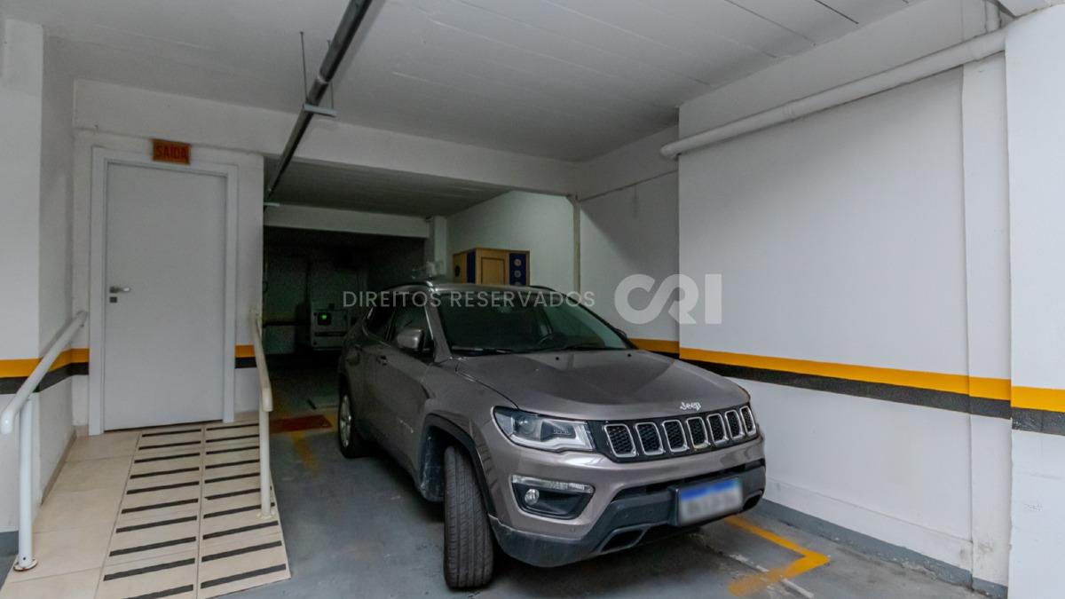 Apartamento com 2 suítes no Villaggio Di Roma no Centro de Balneário Camboriú