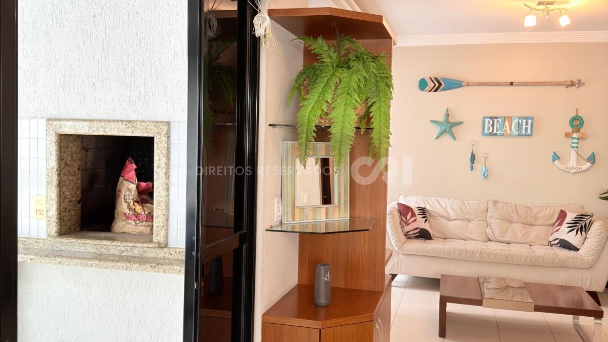 Apartamento com 2 Quartos no Edifício Orion no Centro de Balneário Camboriú
