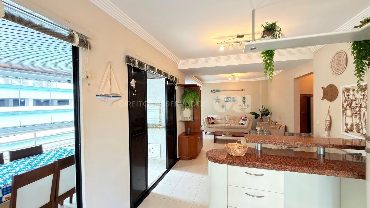 Apartamento com 2 Quartos no Edifício Orion no Centro de Balneário Camboriú