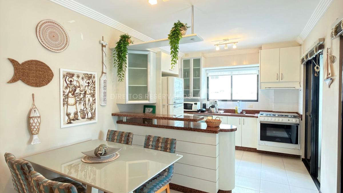 Apartamento com 2 Quartos no Edifício Orion no Centro de Balneário Camboriú